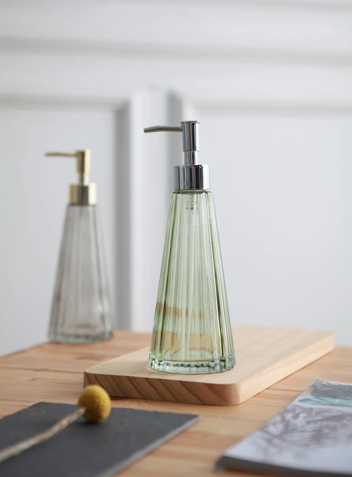 WHYOU-Retro Glass Bottle, Hand Washing Liquid, Emulsion Soap Dispenser, Bathroom Decoration Accessories, 1Piece